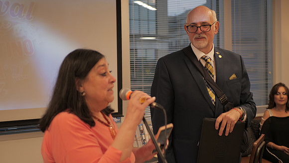 P1077089