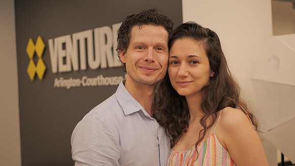 P1076988